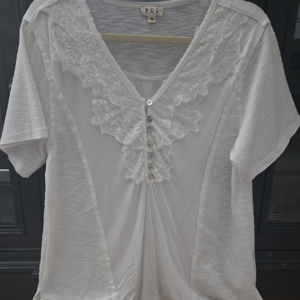 POL Ivory Lace V-Neck Blouse
